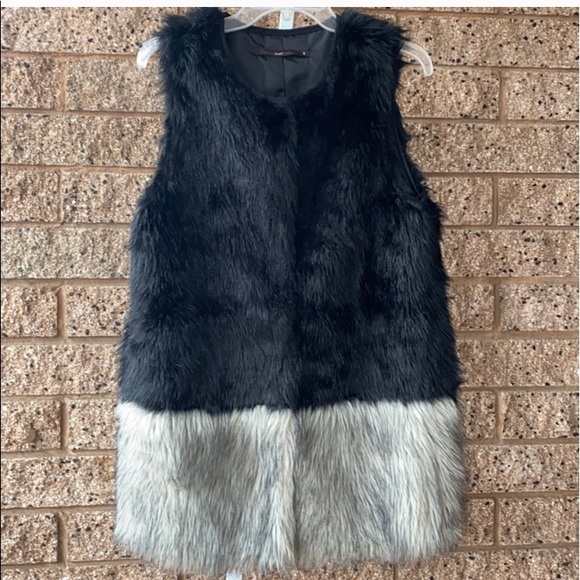 hazel Jackets & Blazers - Hazel Black/Gray Faux Fur Women’s Vest NWOT | S